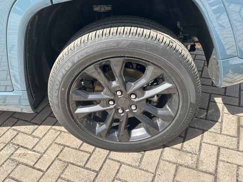 New 2026 Jeep Grand Cherokee Limited Reserve image 10