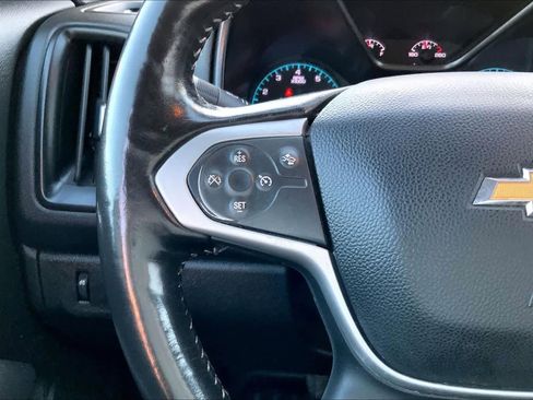 Used 2022 Chevrolet Colorado LT w/ Fleet Safety Package image 23