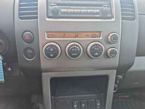 Used 2007 Nissan Pathfinder SE w/ SE Premium Pkg image 31