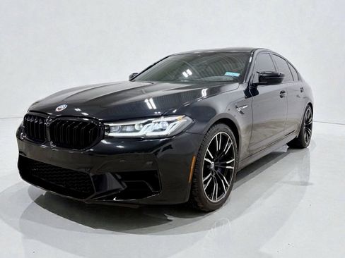 Used 2023 BMW M5 image 7