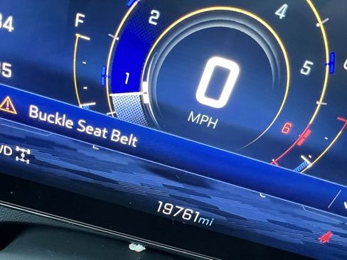 Used 2025 Chevrolet Traverse Z71 w/ Driver Confidence Package image 13