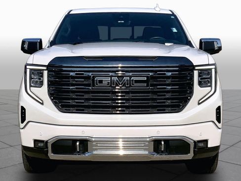 Certified 2024 GMC Sierra 1500 Denali Ultimate AWD/4WD image 4