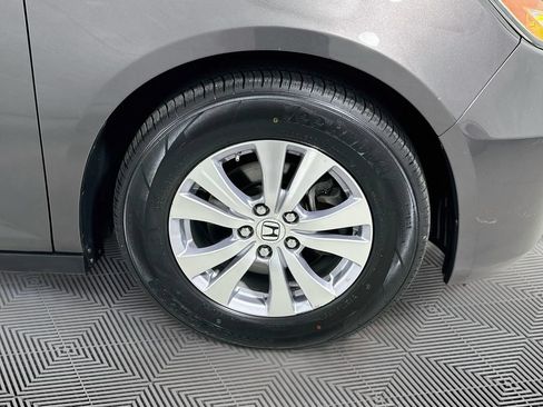 Used 2016 Honda Odyssey EX-L image 20