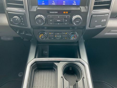 Certified 2022 Ford F250 XLT w/ XLT Premium Package image 42