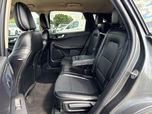 Used 2020 Ford Escape Titanium AWD/4WD image 46