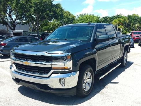 Used 2017 Chevrolet Silverado 1500 LT w/ All Star Edition RWD image 3
