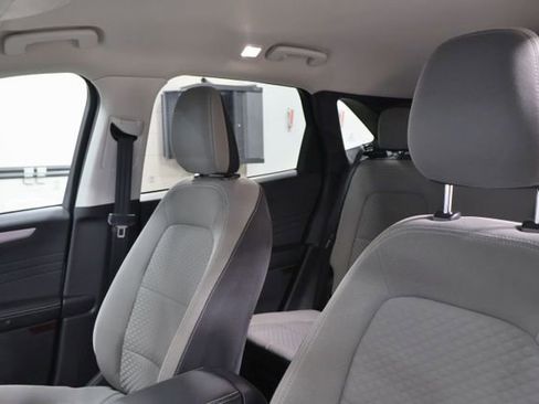 Used 2022 Ford Escape SE AWD/4WD image 9