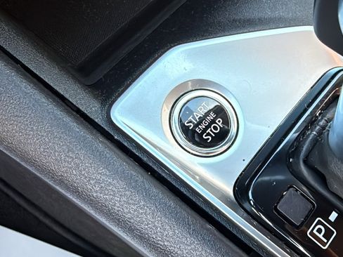 Certified 2022 Nissan Altima 2.5 SV image 12