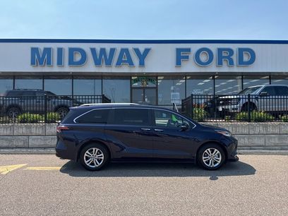 Used 2023 Toyota Sienna Platinum