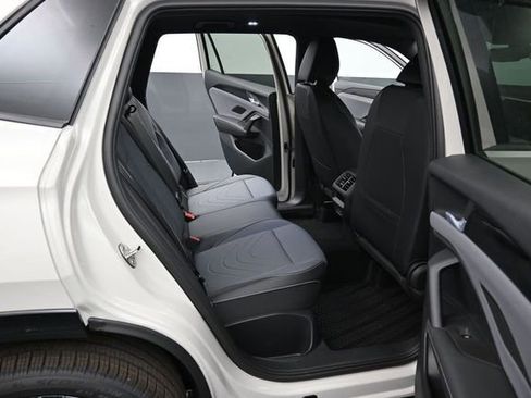 New 2026 Volkswagen Tiguan SE R-Line FWD image 13