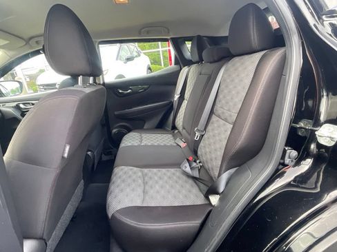 Used 2019 Nissan Rogue Sport SV AWD/4WD image 21
