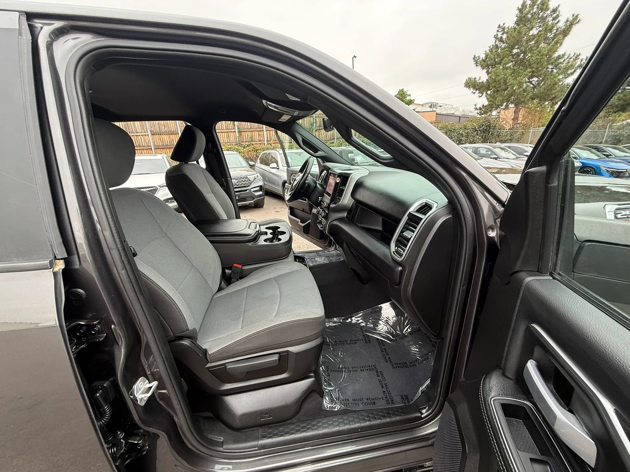 Used 2024 RAM 2500 Big Horn AWD/4WD image 17