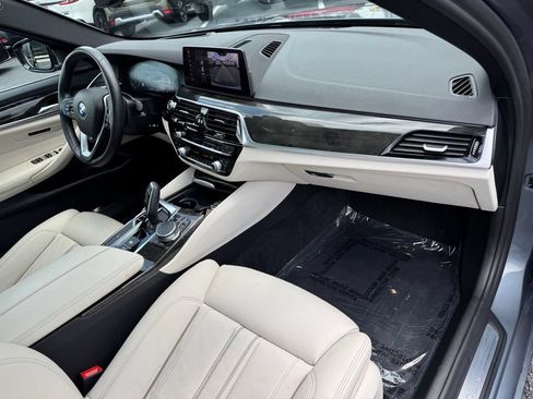 Used 2019 BMW 530i xDrive w/ Executive Package AWD/4WD image 33