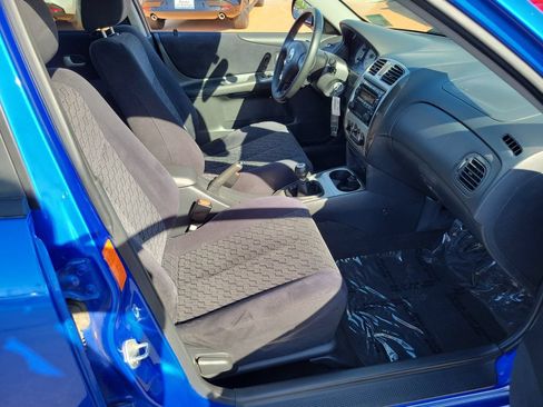Used 2003 MAZDA Protege5 FWD image 16