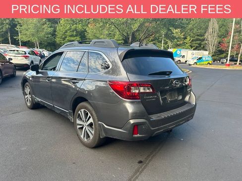 Used 2018 Subaru Outback 3.6R Limited AWD/4WD image 5
