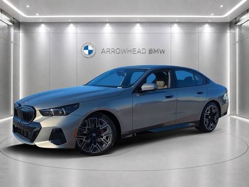 Used 2026 BMW 530i w/ M Sport Package RWD image 23