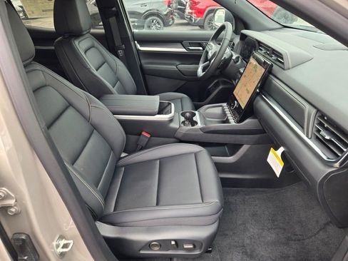 New 2026 GMC Terrain Elevation w/ Elevation Premium Package FWD image 15