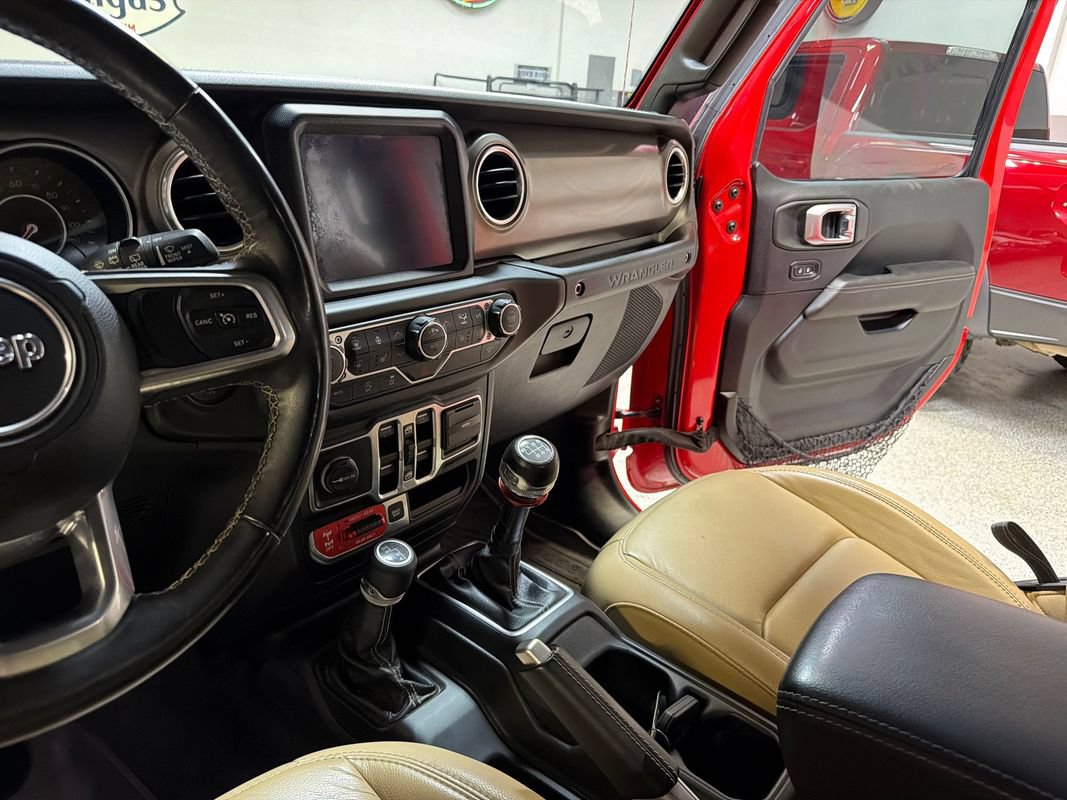 Used 2018 Jeep Wrangler Unlimited Rubicon AWD/4WD image 29