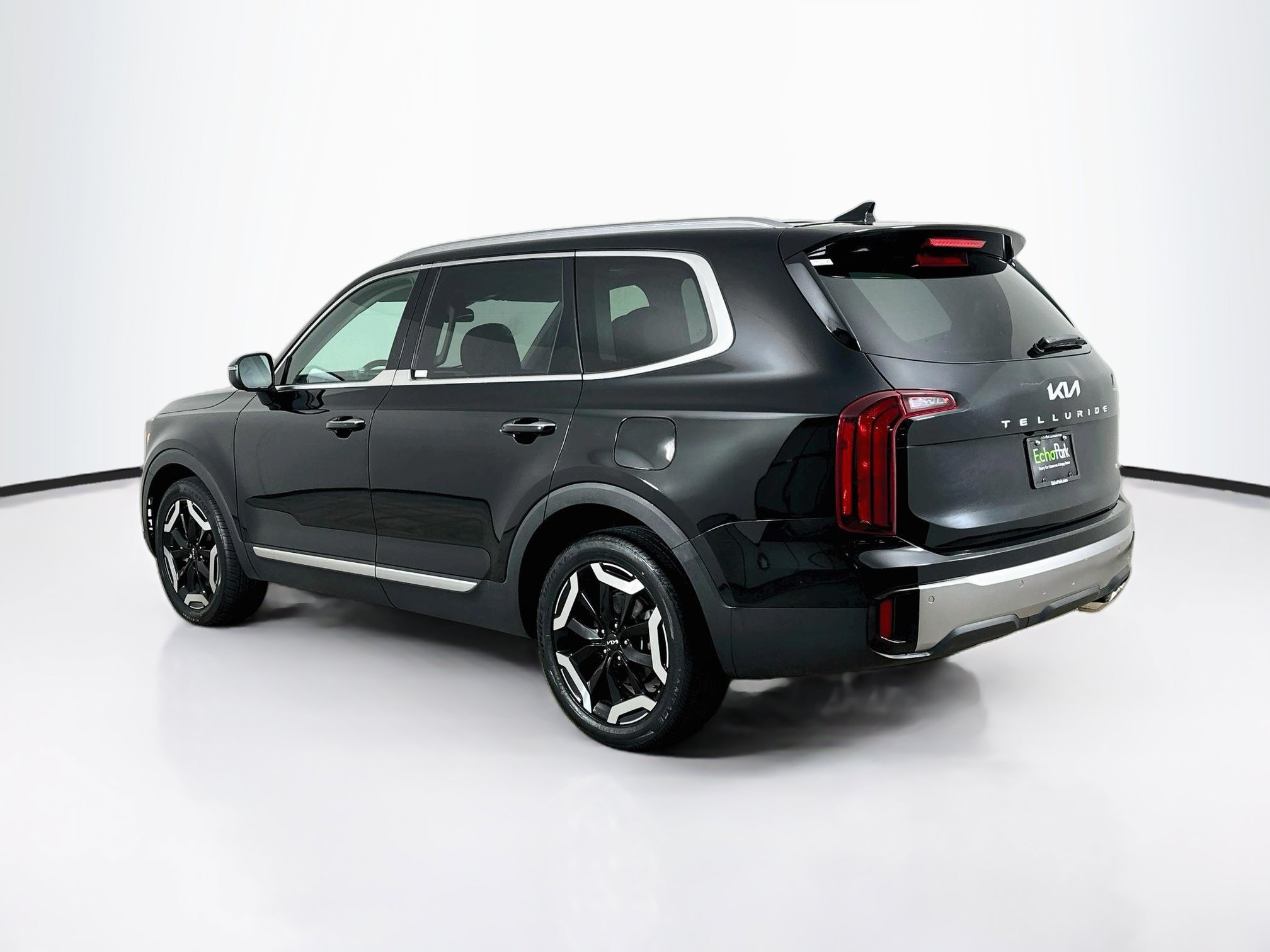 Used 2025 Kia Telluride S AWD/4WD image 5