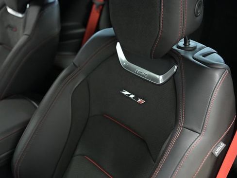 Used 2021 Chevrolet Camaro ZL1 RWD image 28