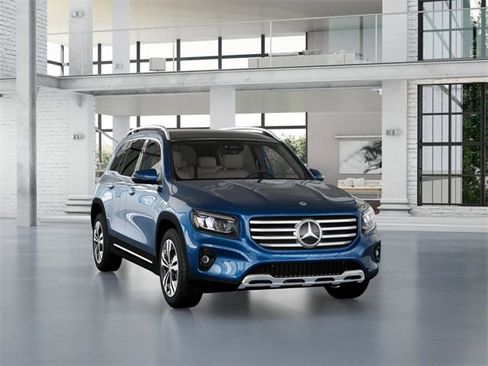 New 2026 Mercedes-Benz GLB 250 4MATIC image 9