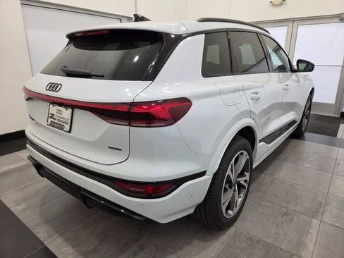 New 2027 Audi Q6 e-tron Premium Plus AWD/4WD image 2