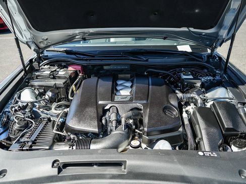 Used 2024 Lexus IS 500 RWD image 28