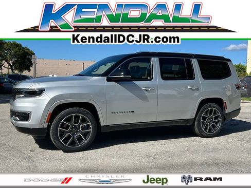 New 2025 Jeep Wagoneer Series III w/ Quick Order Package 25C Super image 1