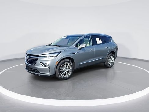 Used 2023 Buick Enclave Premium w/ Experience Buick Package AWD/4WD image 4