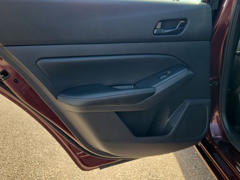 Certified 2024 Nissan Altima 2.5 SV image 11