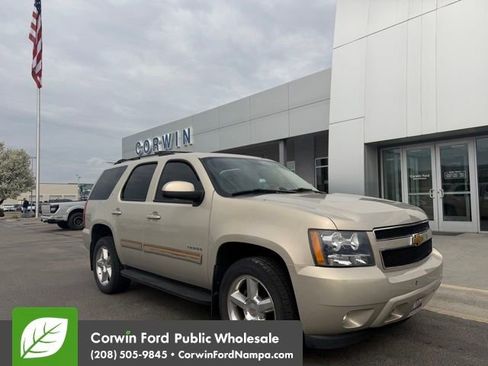 Used 2012 Chevrolet Tahoe LT w/ Luxury Package image 1