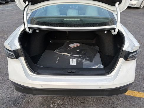 New 2026 Nissan Sentra SL w/ Floor Mat Package FWD image 25