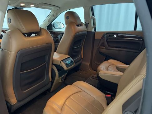 Used 2017 Buick Enclave Premium image 29