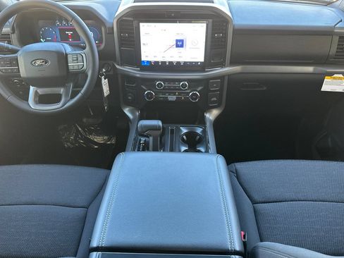 New 2026 Ford F150 XLT w/ XLT Black Appearance Package RWD image 13