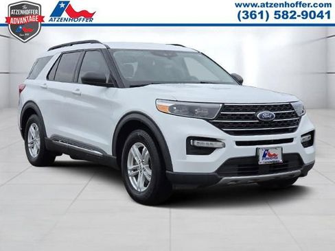 Used 2023 Ford Explorer XLT w/ Equipment Group 202A RWD image 1