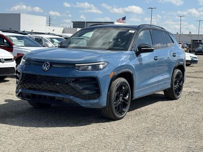 New 2026 Volkswagen Tiguan SE R-Line