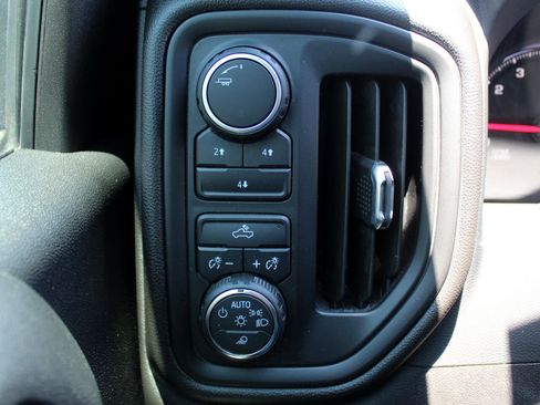Used 2022 Chevrolet Silverado 2500 W/T w/ WT Safety Package image 28