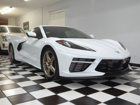 Used 2020 Chevrolet Corvette Stingray Premium Cpe w/ 3LT Preferred Equipment Group RWD image 3