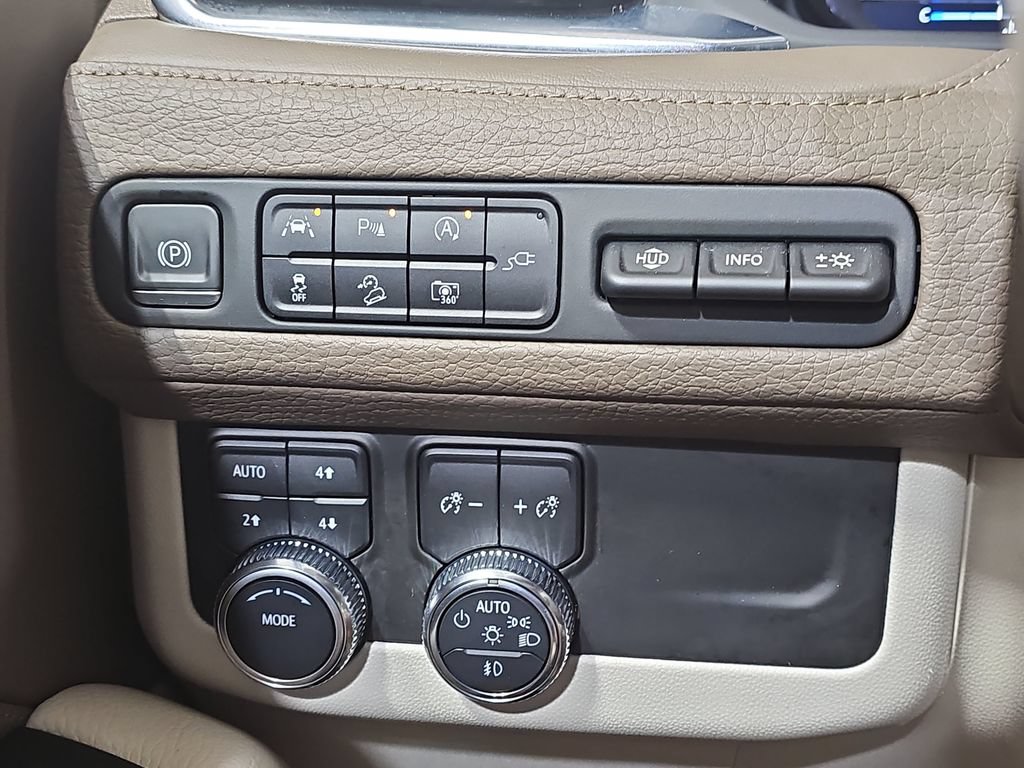 Used 2022 GMC Yukon Denali AWD/4WD image 32