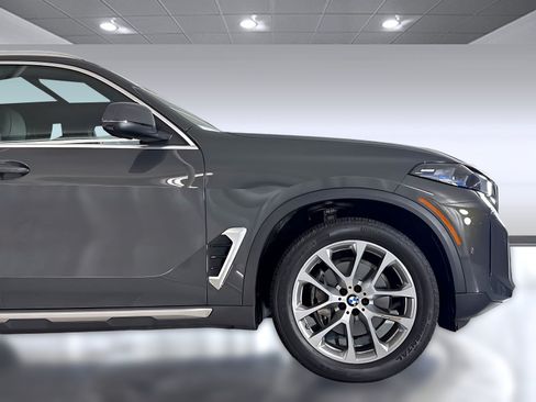 Used 2026 BMW X5 sDrive40i w/ Premium Package RWD image 36