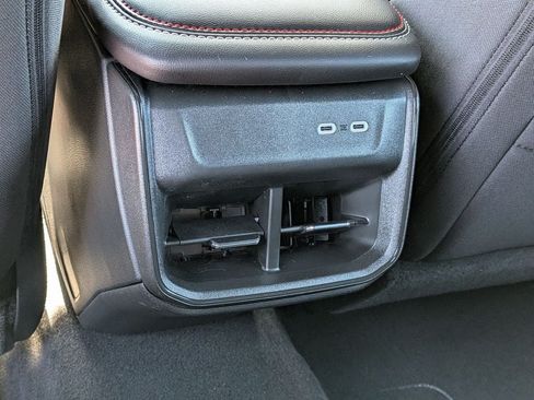 New 2026 Dodge Charger R/T w/ Blacktop Package AWD/4WD image 23