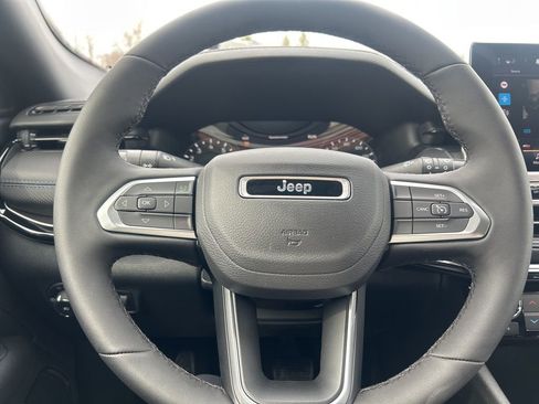 New 2026 Jeep Compass Latitude AWD/4WD image 15
