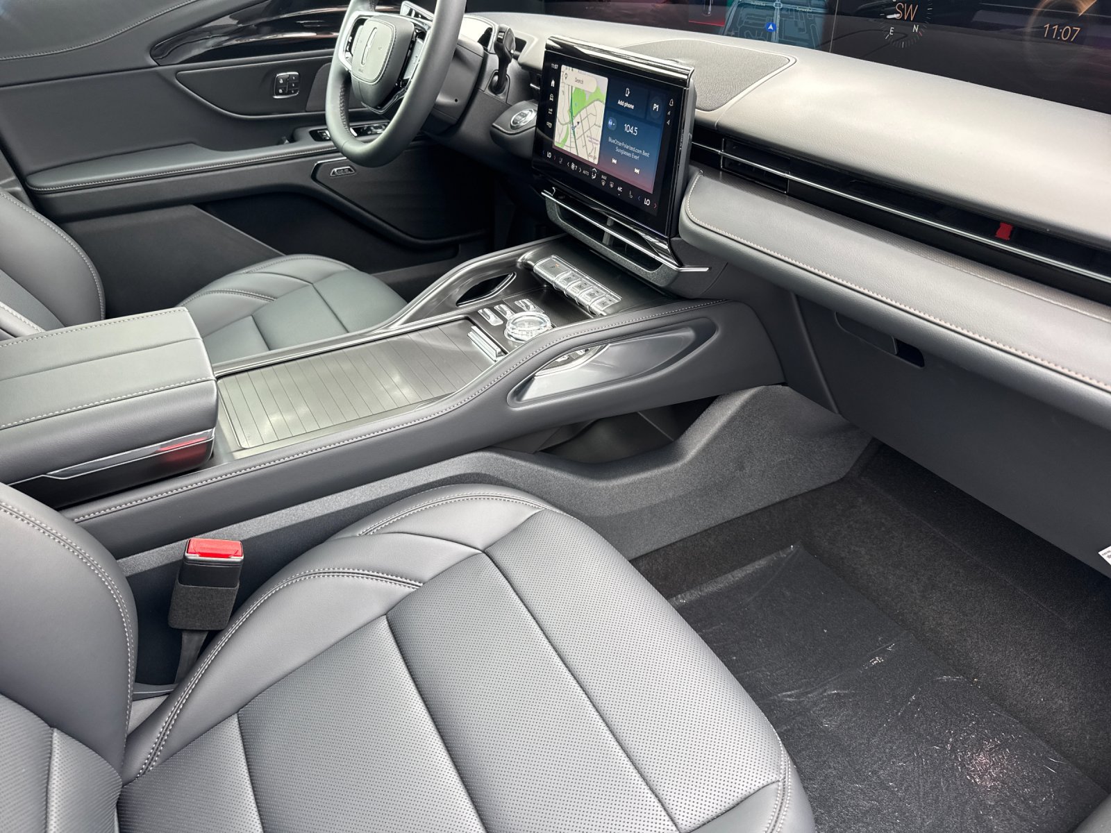 New 2026 Lincoln Nautilus Premier w/ Equipment Group 102A AWD/4WD image 15