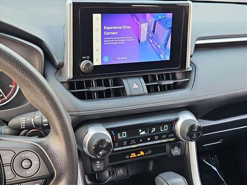 Used 2025 Toyota RAV4 XLE FWD image 14