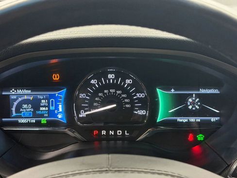 Used 2017 Lincoln MKZ Reserve FWD image 29