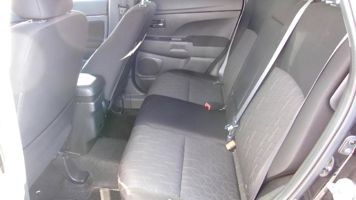 Used 2025 Mitsubishi Outlander Sport ES AWD/4WD image 10