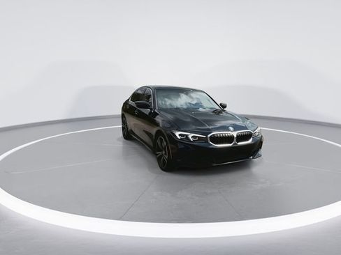 Used 2024 BMW 330i Sedan w/ Premium Package RWD image 2