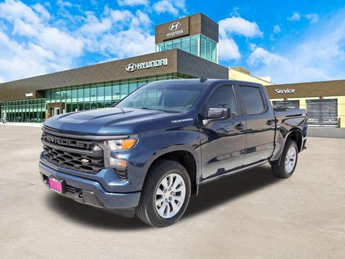 Used 2023 Chevrolet Silverado 1500 Custom image 10