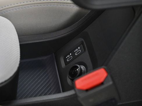 Certified 2025 MINI Cooper S image 20