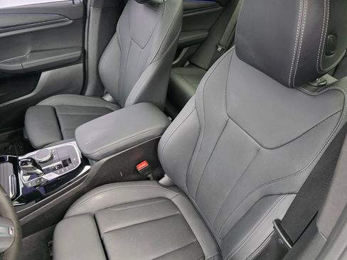 Used 2024 BMW X3 sDrive30i w/ Premium Package w/ZPA RWD image 12